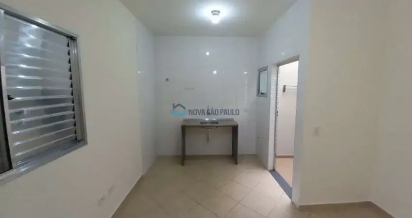 Casa com 1 quarto para alugar na Rua Pérsia, --, Vila Marte, São Paulo
