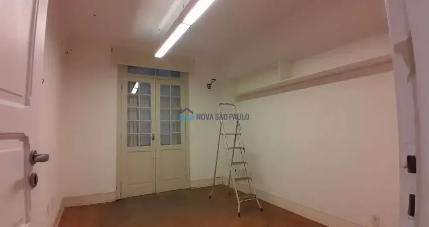 Casa comercial com 6 salas para alugar na Rua Cônego Eugênio Leite, --, Pinheiros, São Paulo