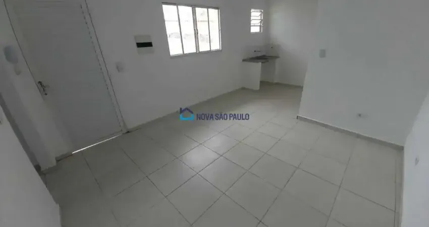 Casa com 1 quarto para alugar na Avenida Itaboraí, --, Bosque da Saúde, São Paulo