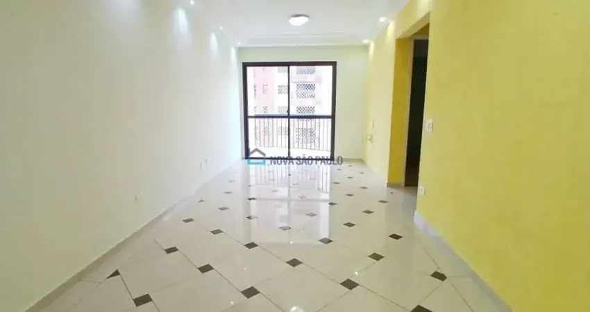 Apartamento para locação na saúde com 2 quartos e 01 vaga de garagem