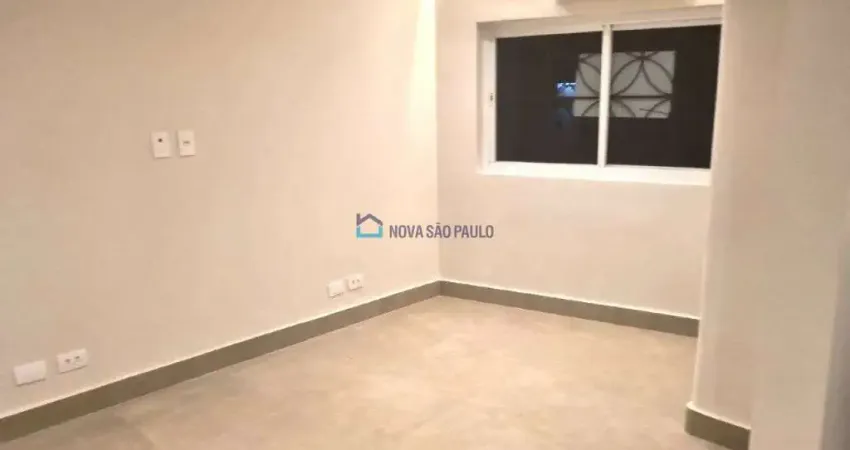 Casa com 3 quartos para alugar na Rua Ibaté, --, Mirandópolis, São Paulo