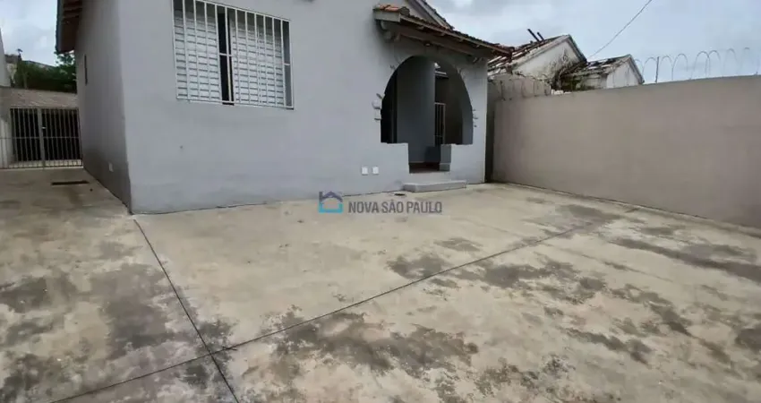 Casa com 2 quartos para alugar na Rua São Borja, --, Cidade Vargas, São Paulo