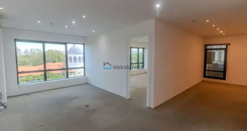 Localização privilegiada para quem busca um ambiente corporativo sofisticado e produtivo