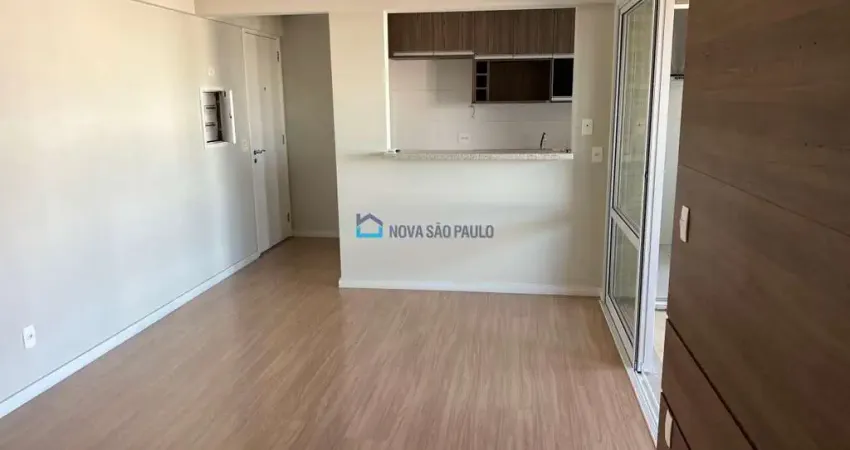 Apartamento com 2 quartos para alugar na Rua Alcindo Guanabara, --, Jardim da Glória, São Paulo