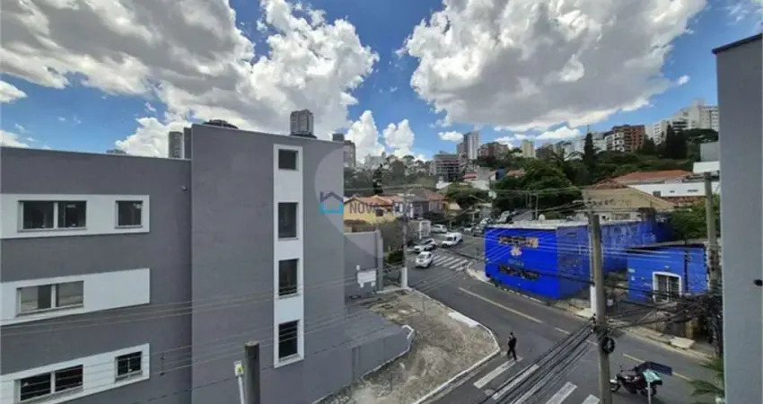 Apartamento com 2 quartos para alugar na Rua Natingui, --, Vila Madalena, São Paulo