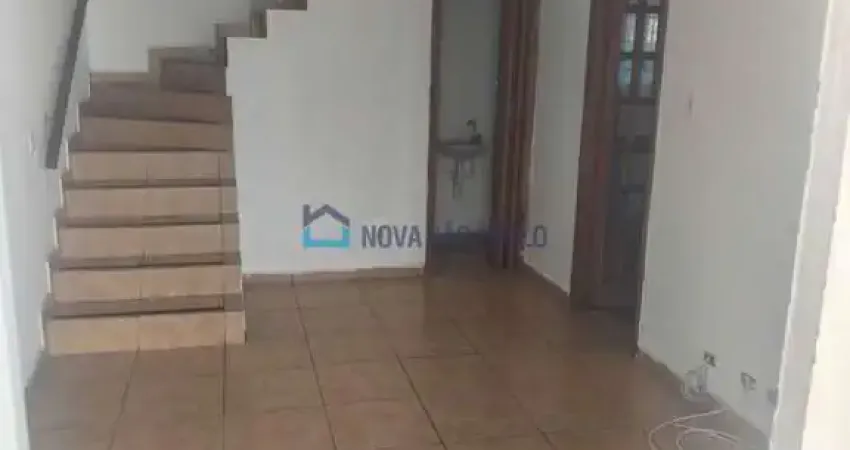 Casa com 2 quartos para alugar na Rua Giuseppe Moscatti, --, Jardim Oriental, São Paulo