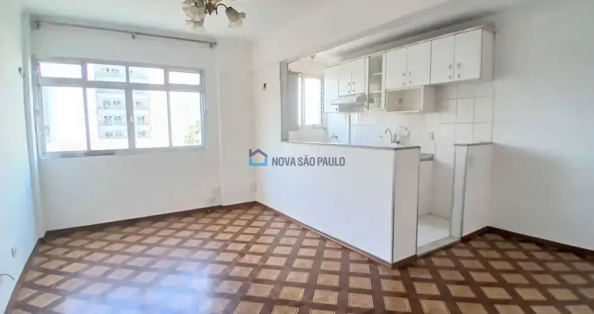 Apartamento com 1 quarto para alugar na Rua Apotribu, --, Saúde, São Paulo