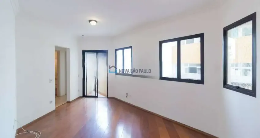 Apartamento com 2 quartos para alugar na Rua Afonso de Freitas, --, Paraíso, São Paulo