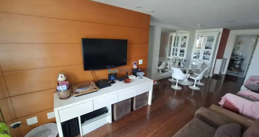 Apartamento com 3 quartos para alugar na Rua Dona Maria Pera, --, São Judas, São Paulo