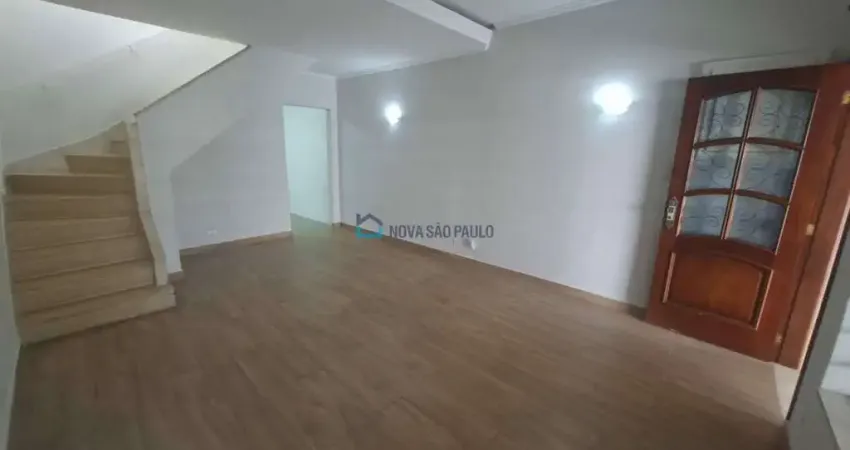 Casa com 3 quartos para alugar na Rua Doutor Nogueira Martins, --, Saúde, São Paulo