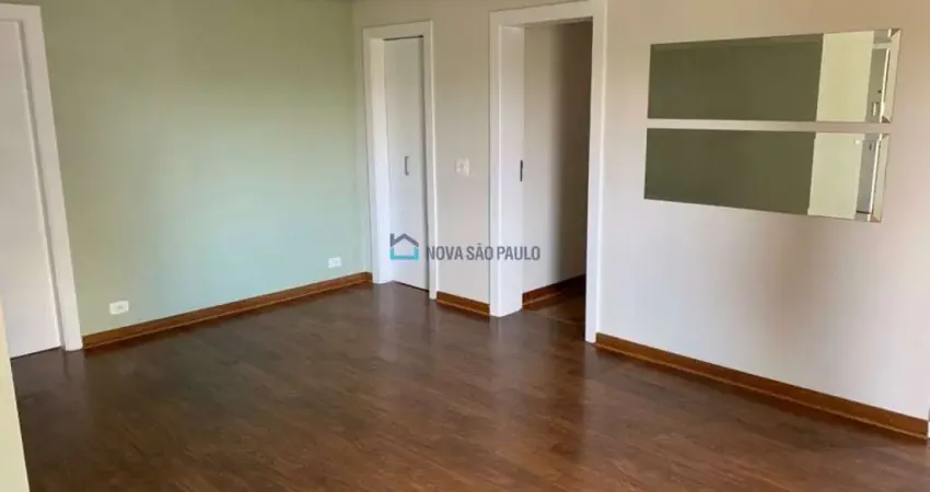Apartamento com 3 quartos para alugar na Avenida Arruda Botelho, --, Alto de Pinheiros, São Paulo