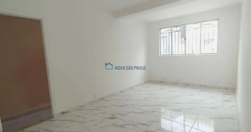 Casa com 1 quarto para alugar na Avenida Pedro Severino Júnior, --, Vila Guarani, São Paulo
