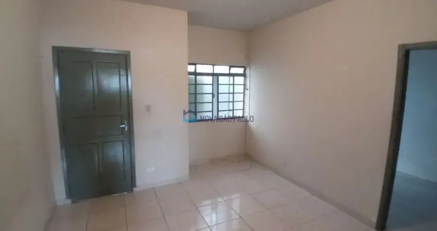 Casa com 2 quartos para alugar na Rua Dom Manuel de Andrade, --, Vila Gumercindo, São Paulo