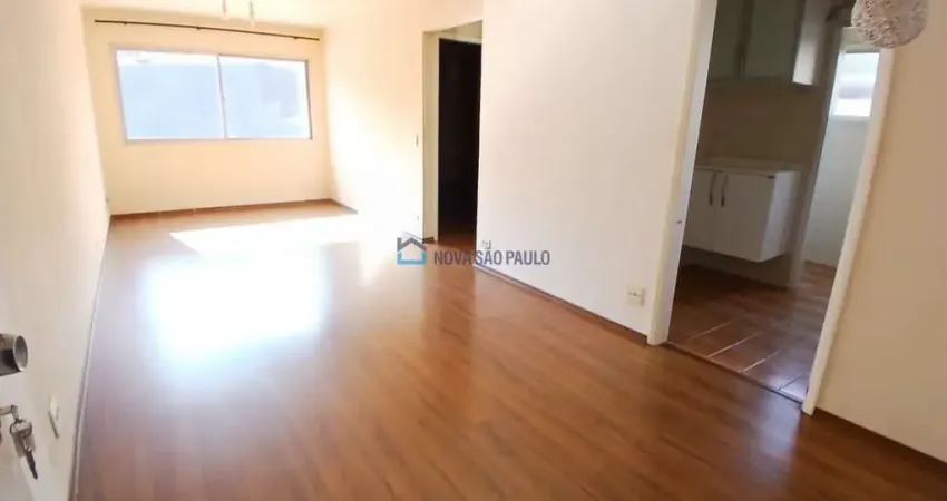 Apartamento para locação com 01 Dorm., 01 vaga ao lado do Metrô Conceição