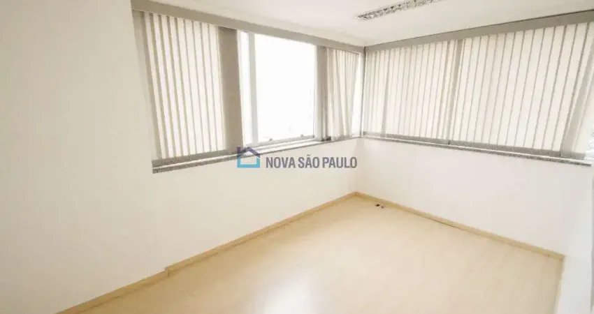 Sala comercial com 1 sala para alugar na Avenida Jabaquara, --, Mirandópolis, São Paulo