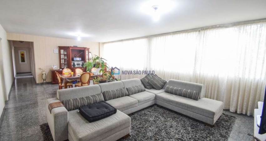 Apartamento à venda na V. Mariana em Vila fechada, 164m² - 3 dormitórios, 1 suíte, 1/2 vagas