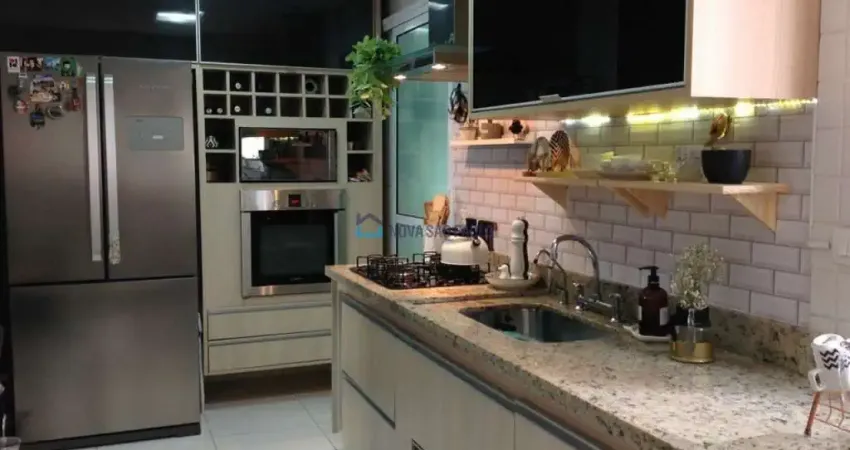 Apartamento com espaço gourmet integrado à cozinha, com depósito privativo, pertinho do metrô saúde!