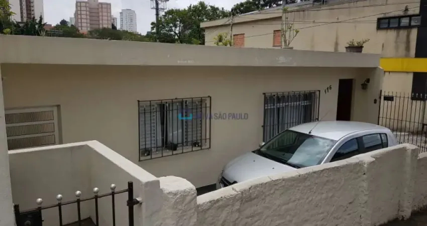Casa térrea com Edícula ! Vai a pé ao Metrô Shopping Santa Cruz
