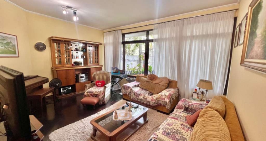 Casa com 3 quartos à venda na Rua Dionísio da Costa, --, Vila Mariana, São Paulo