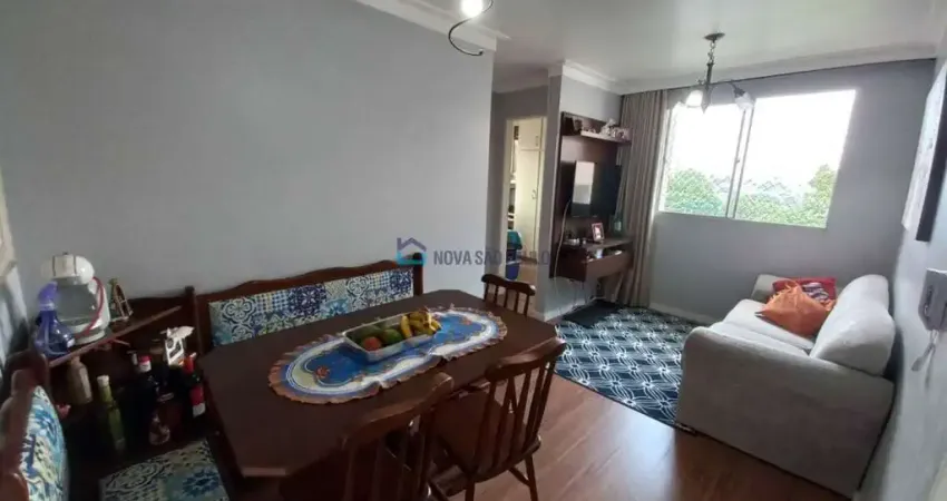 Apartamento com 02 dormitórios na região do Jabaquara.