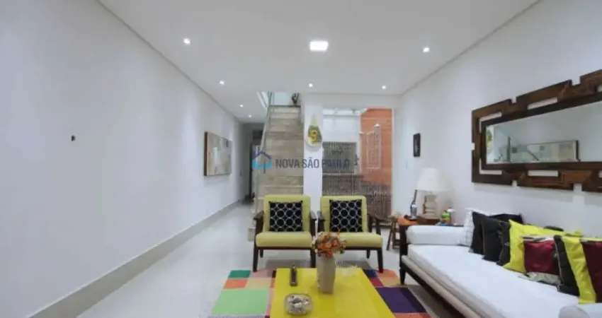 Sobrado Novo de 108,5 m² de área útil - 3 dormitórios e 2 vagas - Jardim da Saúde