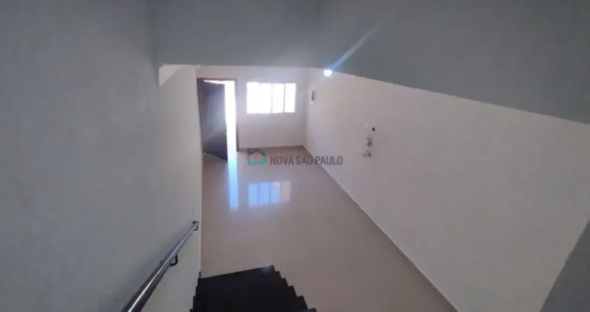 Sobrado Jabaquara. Metro. 2 suítes. 3 vagas. Oportunidade investidores com renda.