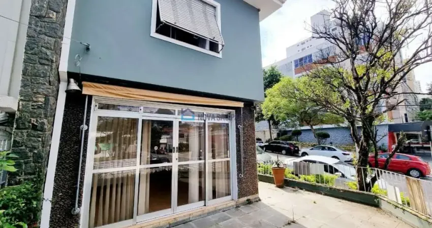 Casa a Venda com 3 dormitórios, 2 vagas, 162 m² região Vila Clementino