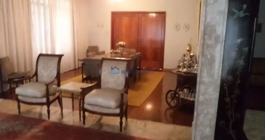 Casa com 4 quartos à venda na Largo Mestre de Aviz, --, Jardim Luzitânia, São Paulo