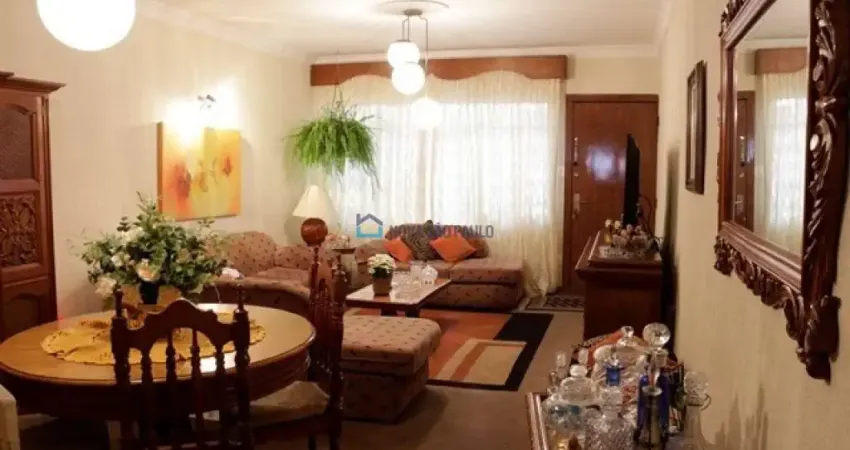 Casa/ Sobrado perto do Metrô Praça da Árvore  - residencial ou comercial