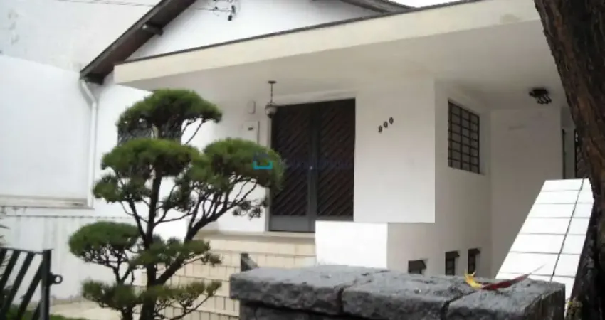 Casa com 3 quartos à venda na Avenida Senador Casimiro da Rocha, --, Mirandópolis, São Paulo