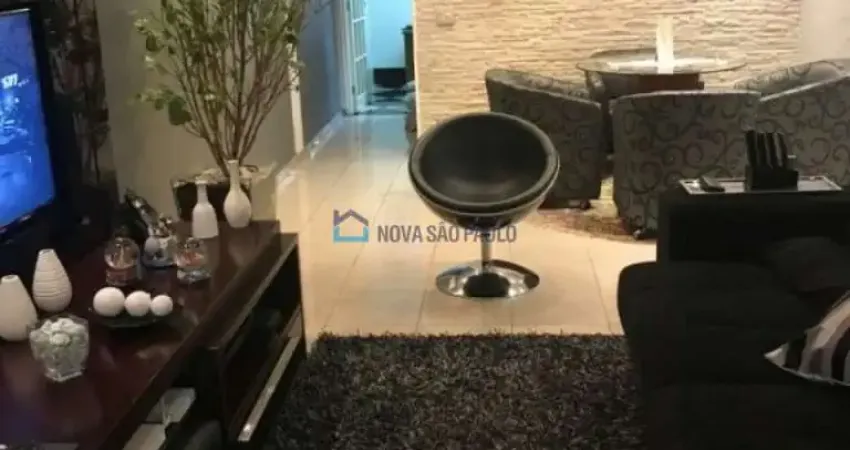 Sobrado 3 dormitorios, suite master, closet, 2 vagas, decorado