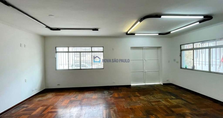 Sobrado com 04 dormitórios na região do Jabaquara.