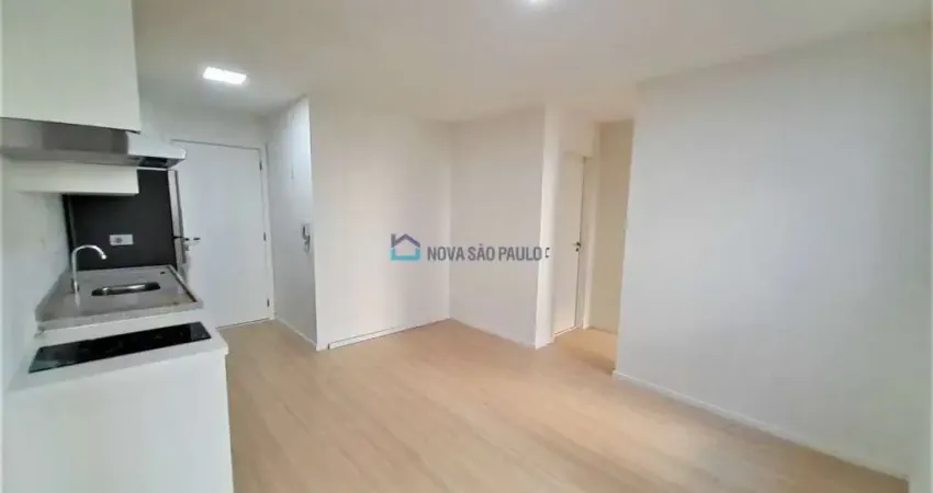 Apartamento a venda| Moema|1 dormitório| Varanda|Fora de rota avião