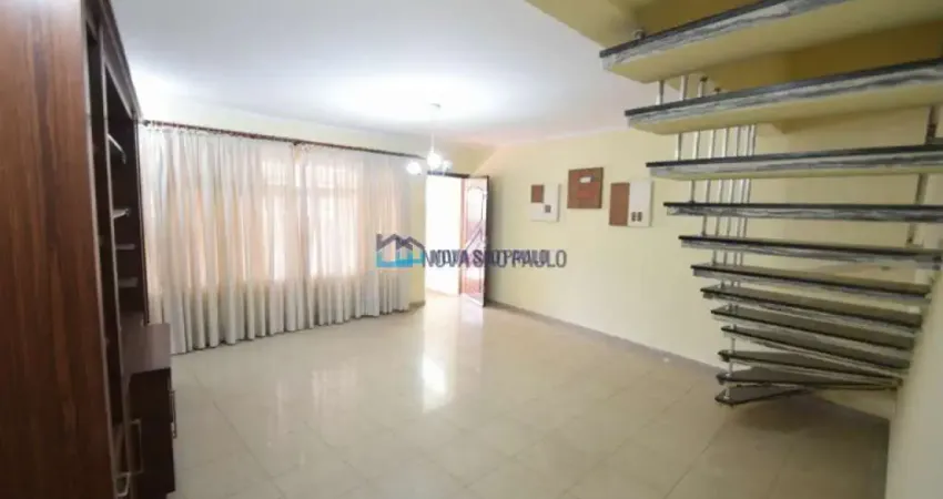 Casa com 3 quartos à venda na Rua Paracatu, --, Saúde, São Paulo