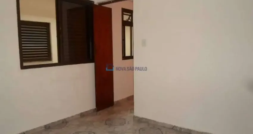 Casa com 2 quartos à venda na Rua Santo Antônio de Categero, --, Vila Natália, São Paulo