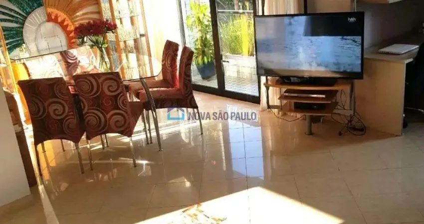 Apartamento com 02 dormitórios na região do Bosque da Saúde