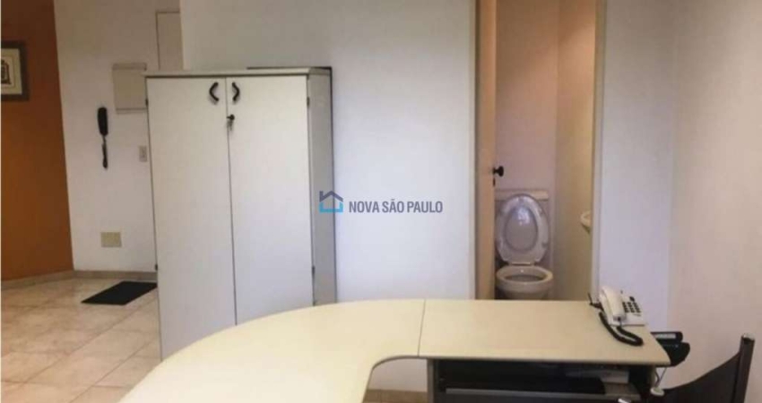 Sala comercial com 1 sala à venda na Rua Doutor Neto de Araújo, --, Vila Mariana, São Paulo