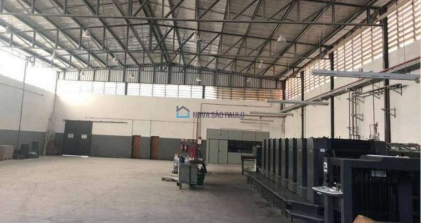 Galpões interligados com 3.506m² próxima à Rodovia Anchieta