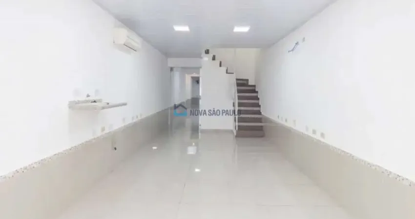 Casa comercial com 7 salas à venda na Rua Marília de Dirceu, --, Jardim Aeroporto, São Paulo