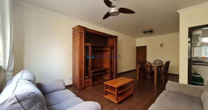 Apartamento à venda Mobiliado 2 dormtórios próximo ao Metrô Praça da Árvore