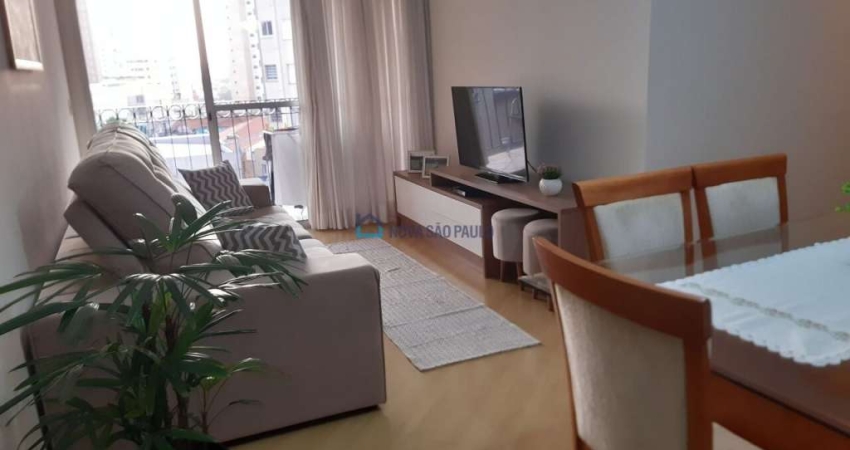 Apartamento a Venda com 3 quartos sendo 1 suíte, varanda, 1 vaga na garagem, Saúde
