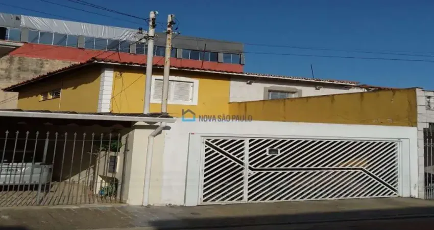 Planalto Paulista - Sobrado com banheira e edícula