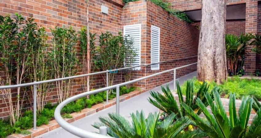 Conjunto Comercial- Cobertura   com 16 vaga de garagem, para locação.