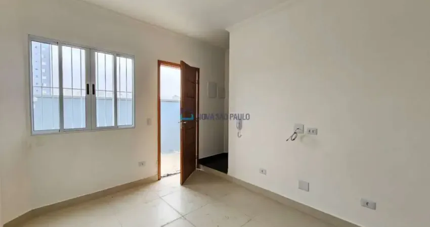Casa recém construída em condomínio com 2 suítes no Ipiranga/Sacomã