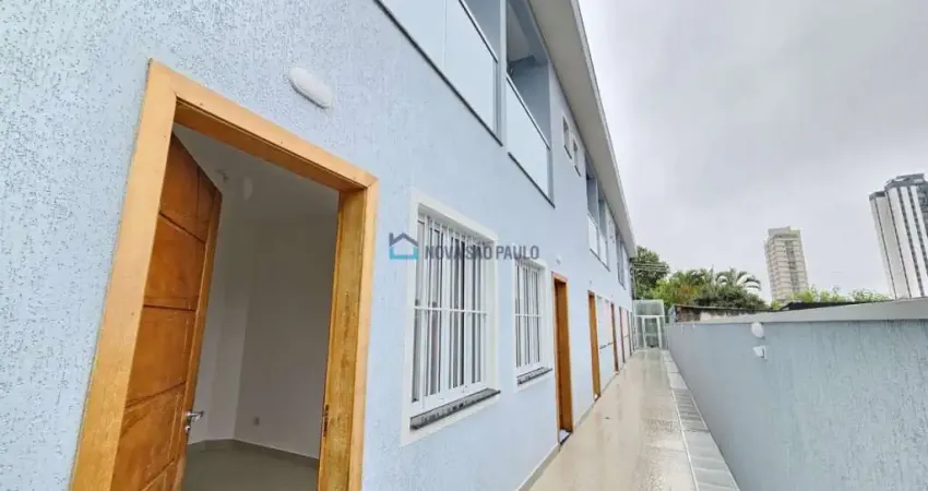 Casa recém construída em condomínio com 2 suítes no Ipiranga/Sacomã