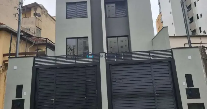Sobrado Tríplex  170m², 4 dormitórios, Suíte, 2 Vagas e Espaço Gourmet! Proximo ao Metrô Sta. Cruz