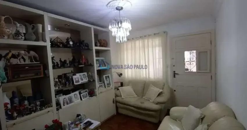 Sobrado com 2 dormitórios 2 banheiros ao lado do metrô Praça da Árvore