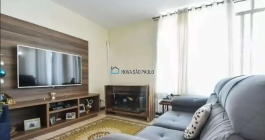 Casa no Campo Belo | 3 Quartos | 1 Suíte | 6 Vagas