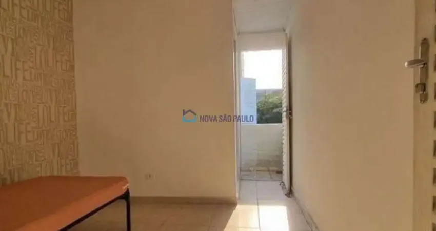 Casa em Vila - 5 vagas - Cambuci