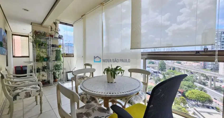 Brooklin/ Apartamento /03 dormitórios / 03 suítes / 03 vagas / 147 metros.